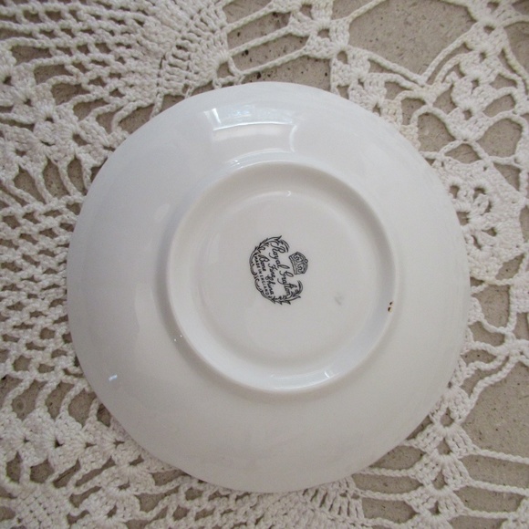 12 Piece Royal Grafton fine Bone China - Picture 6 of 12